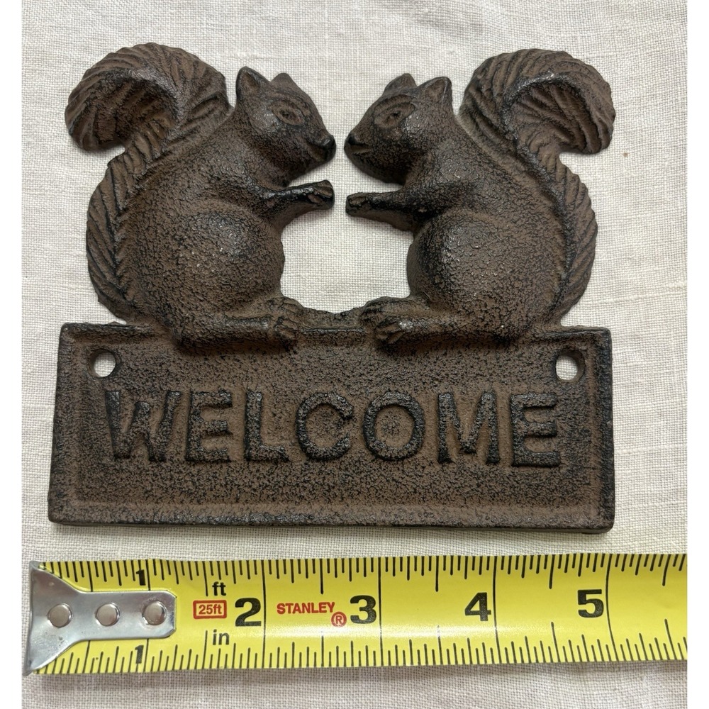 Cast Iron SQUIRREL "WELCOME"Plaque Sign Rustic Ranch Wall/Door Decoration - Picture 3 of 4